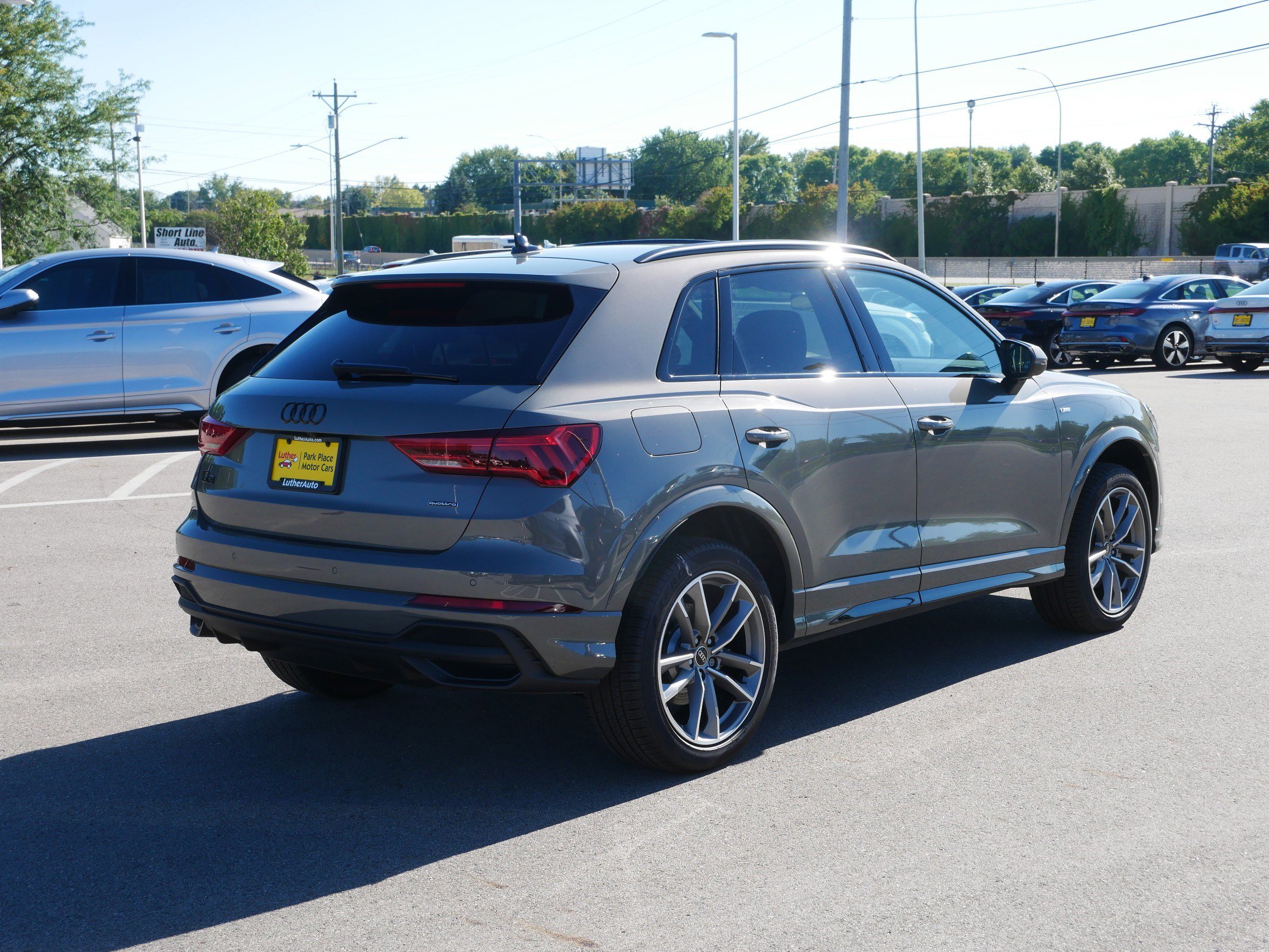 New 2025 Audi Q3 2.0T Premium video 2
