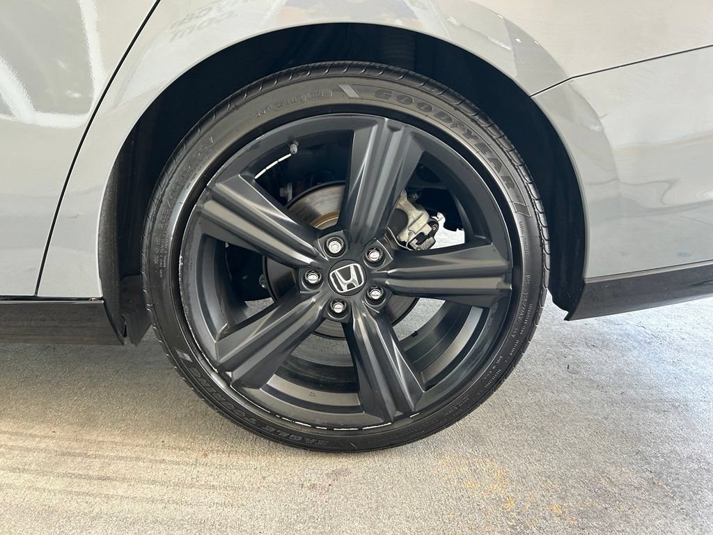 Used 2024 Honda Accord Sport image 15