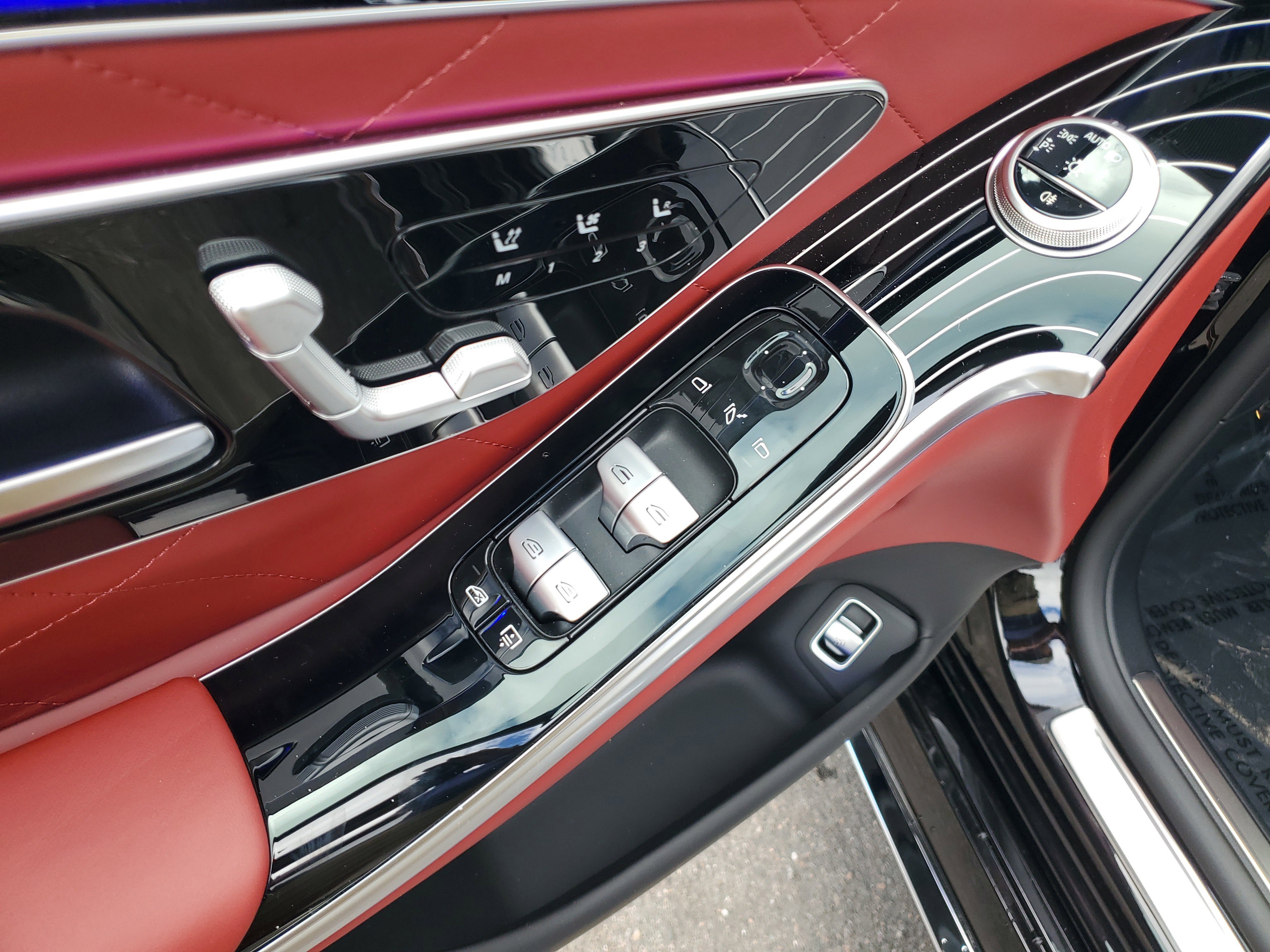 New 2026 Mercedes-Benz S 580 4MATIC Sedan image 19