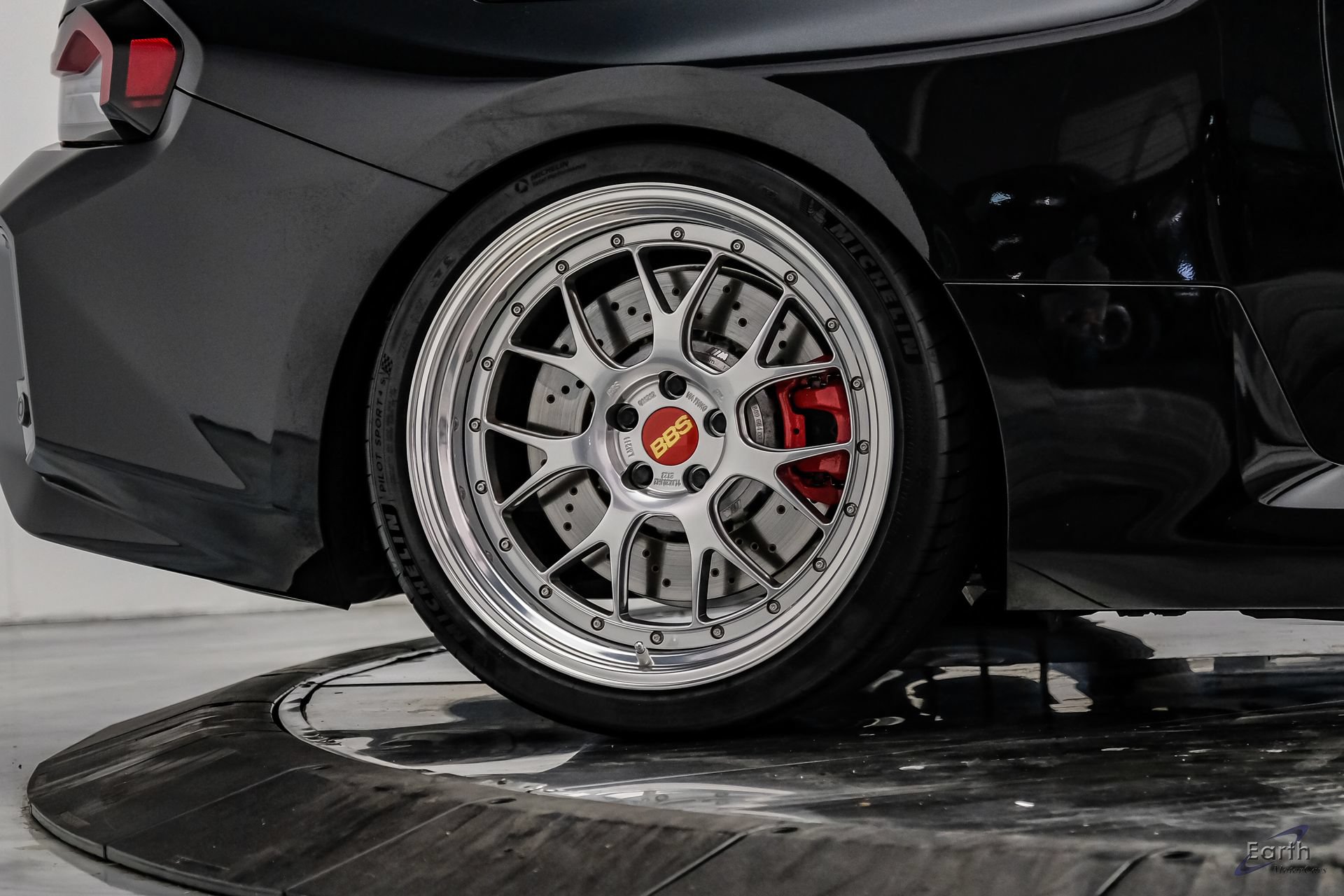 Used 2025 BMW M2 w/ Carbon Package RWD image 94