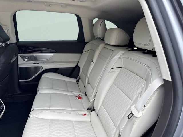 Used 2025 Lincoln Nautilus Black Label AWD/4WD image 29