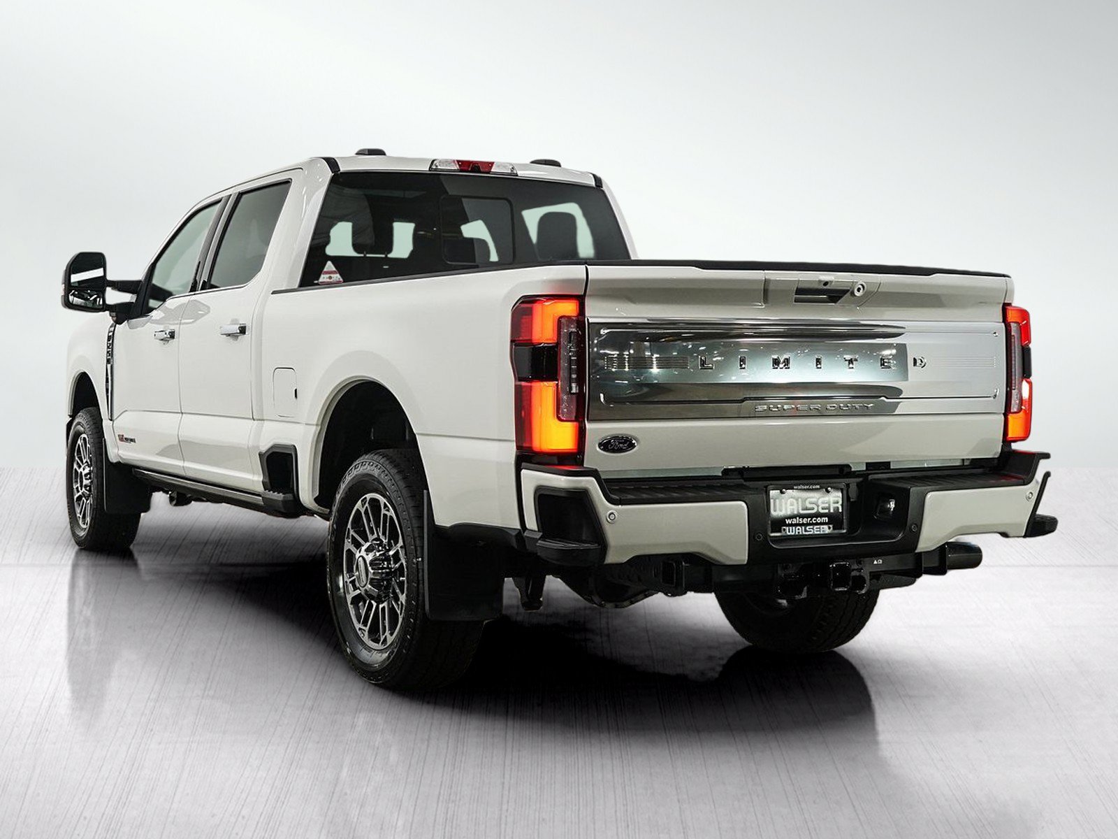Used 2023 Ford F250 Limited w/ Snow Plow Prep Package AWD/4WD image 3