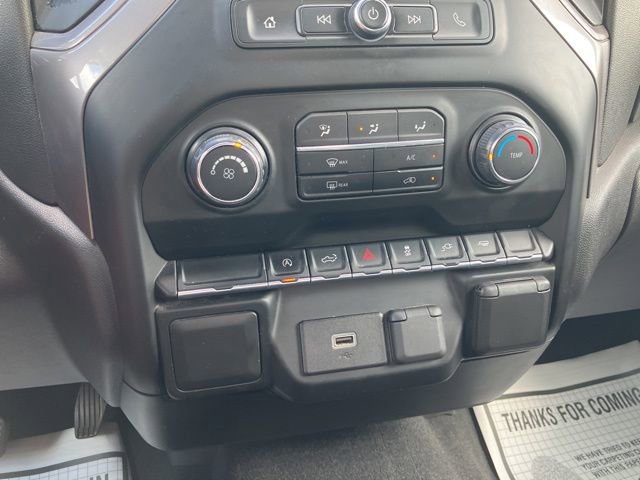 Used 2020 Chevrolet Silverado 1500 Custom w/ Custom Value Package image 28