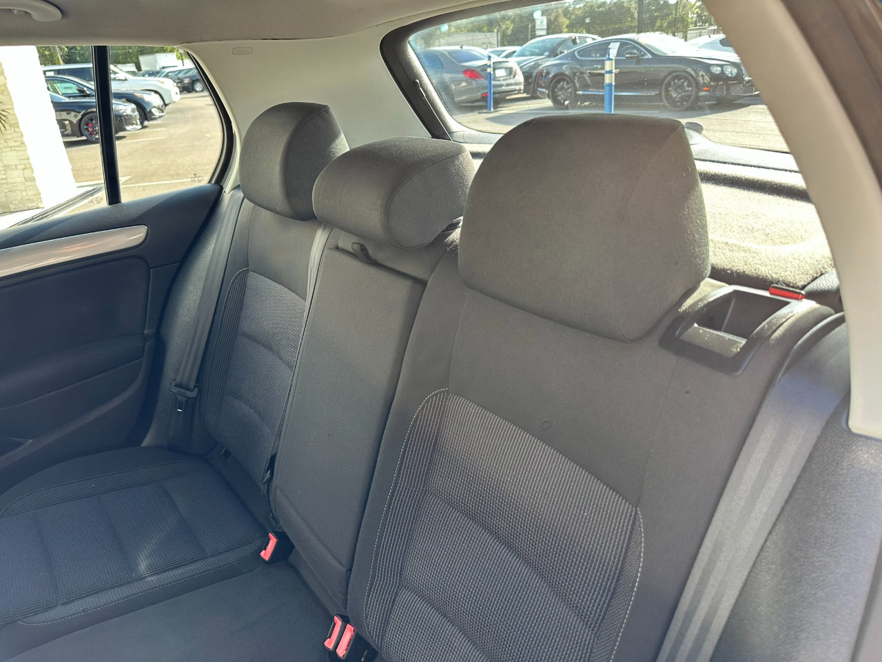 Used 2011 Volkswagen Golf TDI image 36