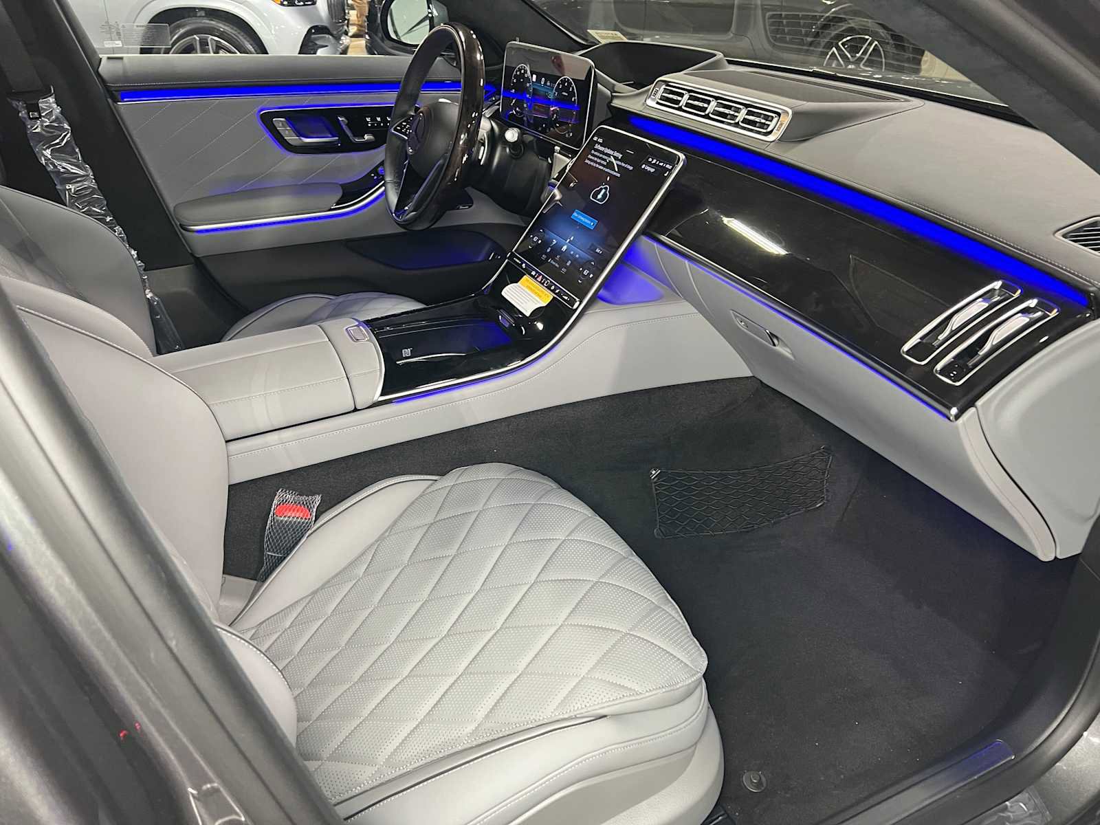 New 2026 Mercedes-Benz S 580 4MATIC Sedan image 11