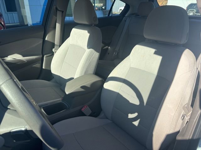 Used 2018 Chevrolet Cruze LT image 11