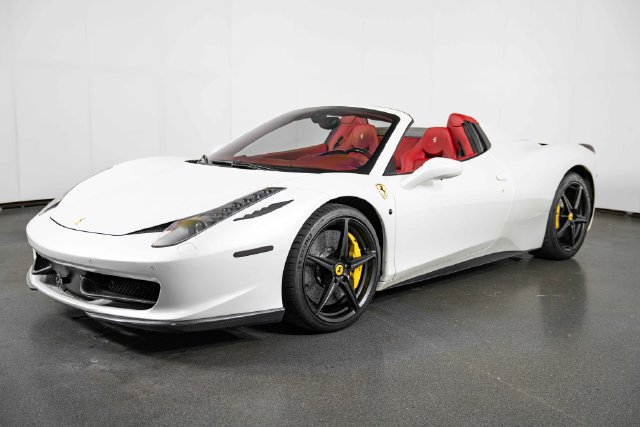 Used 2014 Ferrari 458 Spider RWD image 4