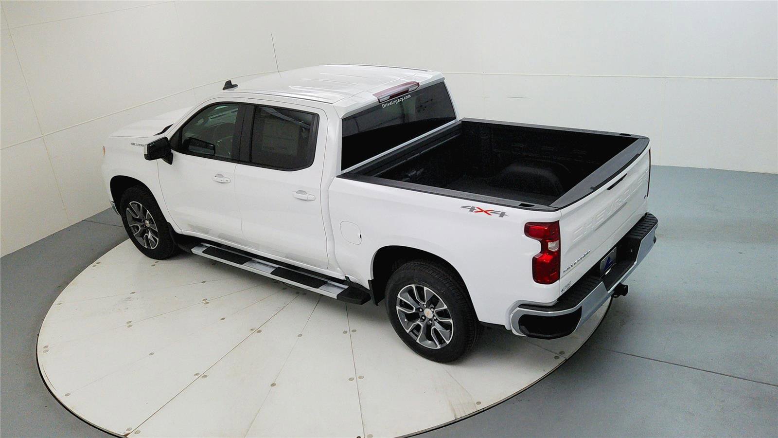 Used 2026 Chevrolet Silverado 1500 LT w/ Protection Package AWD/4WD image 14