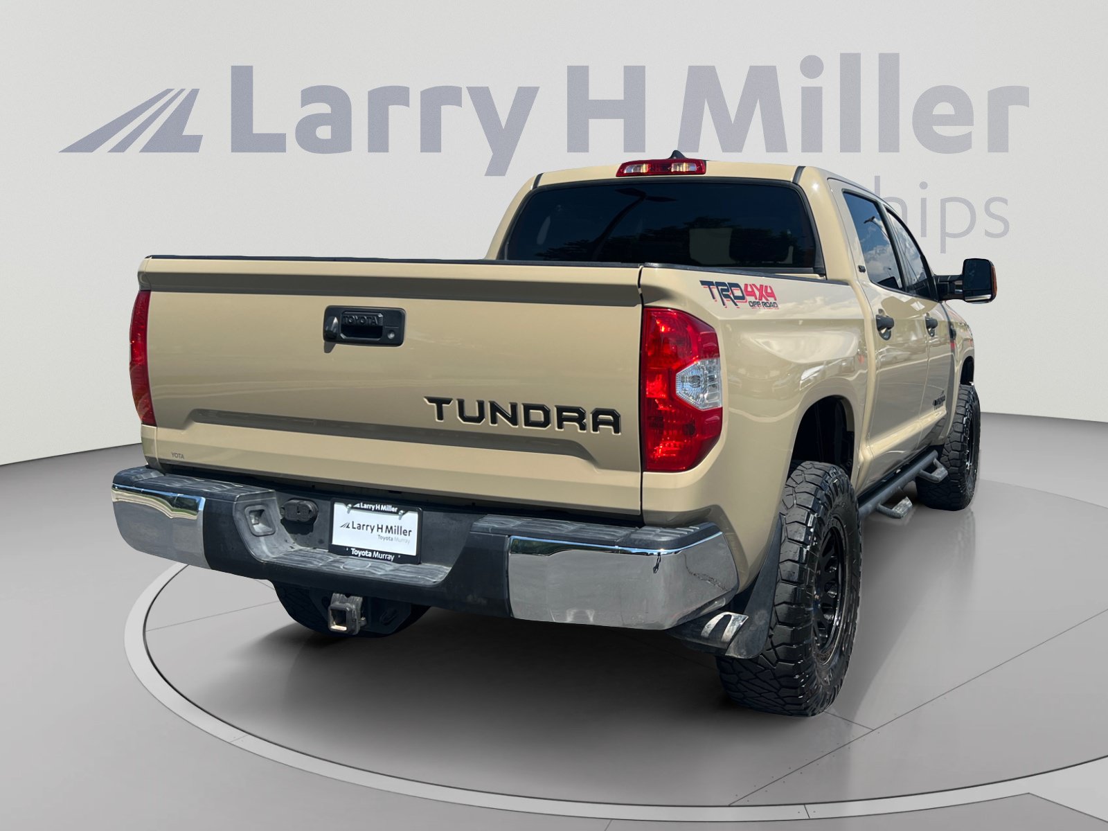Used 2020 Toyota Tundra SR5 w/ TRD Off-Road Package AWD/4WD image 5