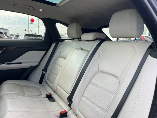 Used 2020 Jaguar F-PACE Prestige AWD/4WD image 39