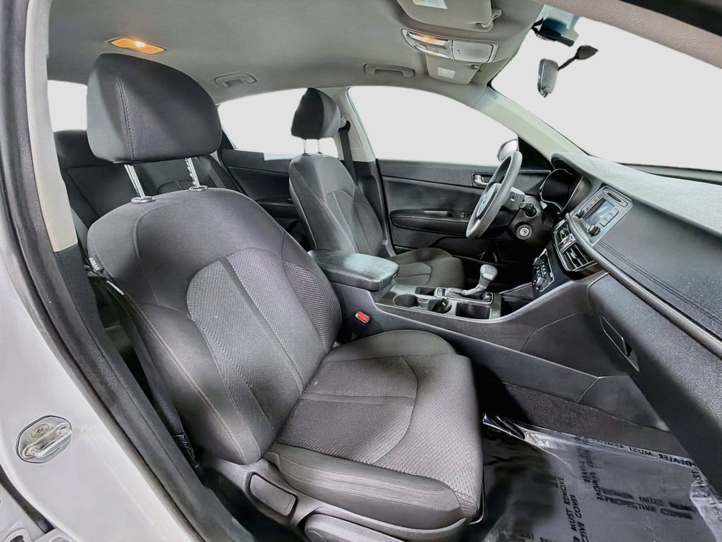 Used 2017 Kia Optima LX FWD image 26