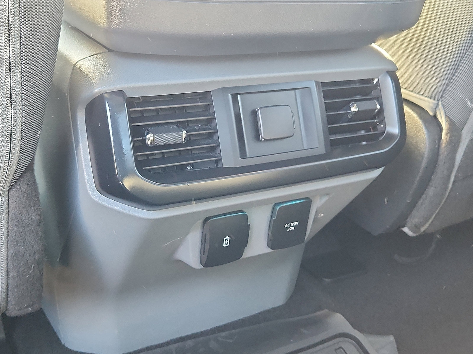 Used 2023 Ford F150 XL w/ Trailer Tow Package image 12