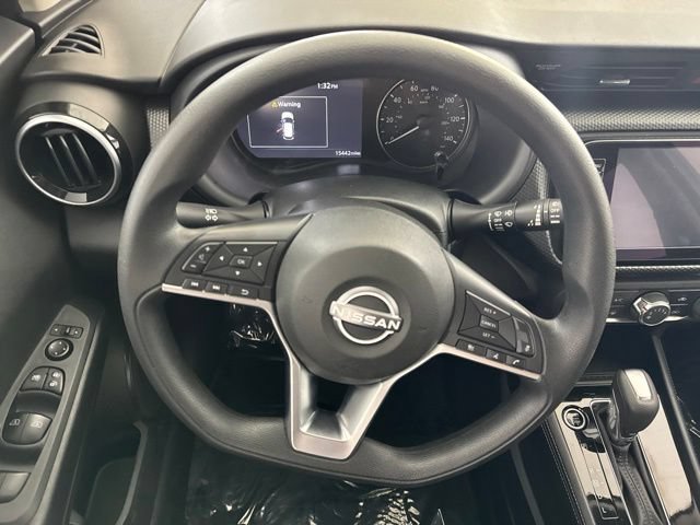 Used 2024 Nissan Kicks SV FWD image 23