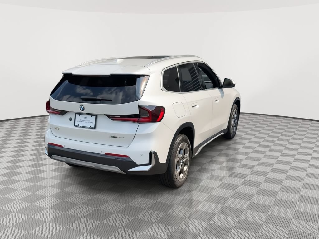 Used 2025 BMW X1 xDrive28i AWD/4WD image 8