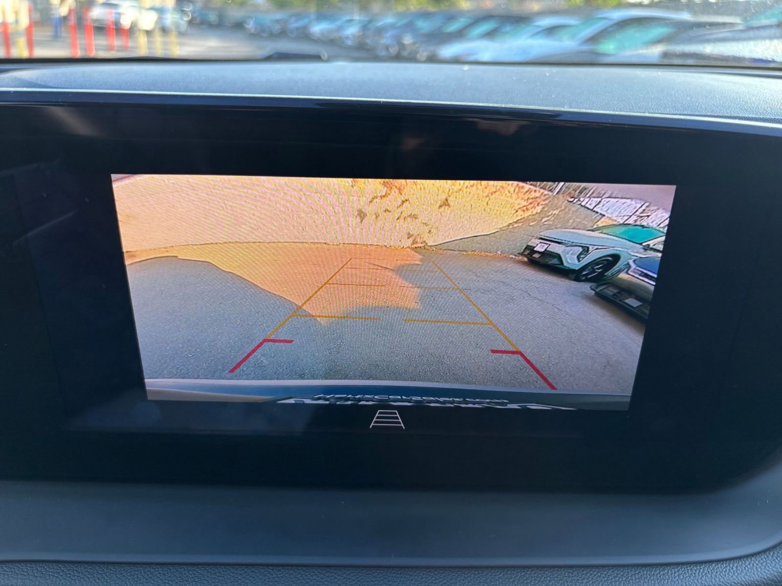 Used 2025 Buick Encore GX Preferred image 17