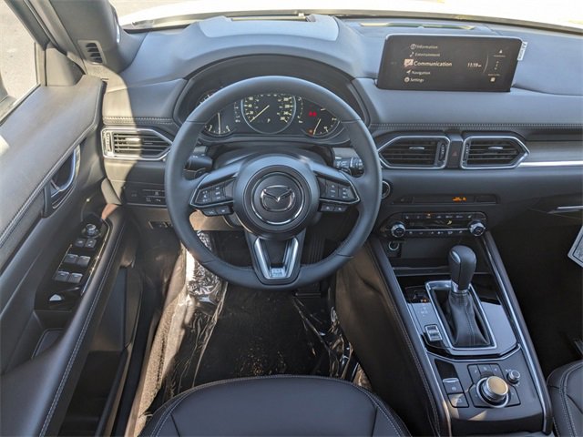 New 2025 MAZDA CX-5 Signature image 17