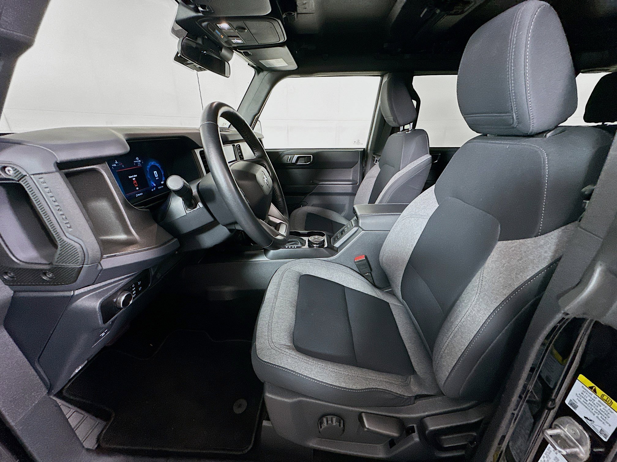 Used 2025 Ford Bronco Big Bend image 13