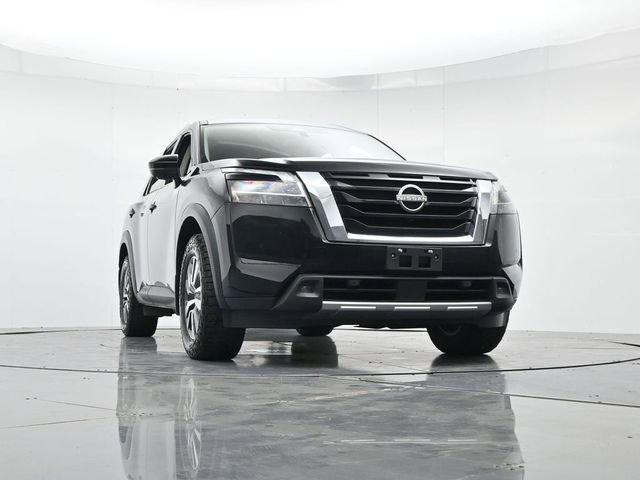 Used 2022 Nissan Pathfinder SL image 32