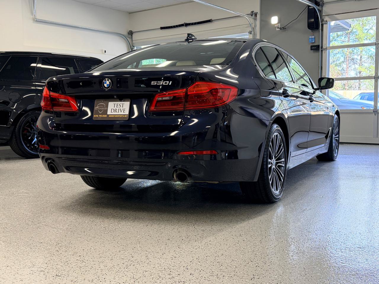 Used 2019 BMW 530i w/ Convenience Package RWD image 9