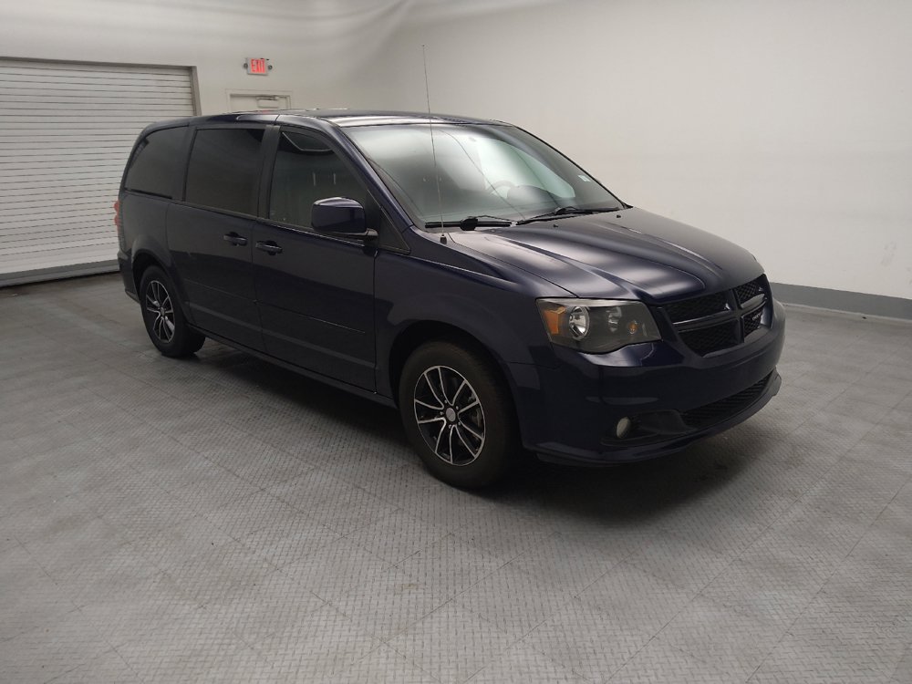 Used 2015 Dodge Grand Caravan R/T w/ Driver Convenience Group FWD image 11