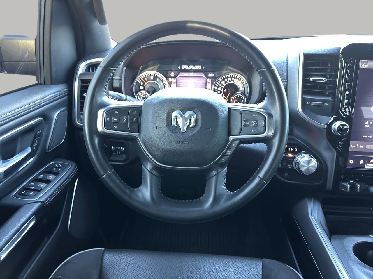 Used 2023 RAM 1500 Laramie image 14