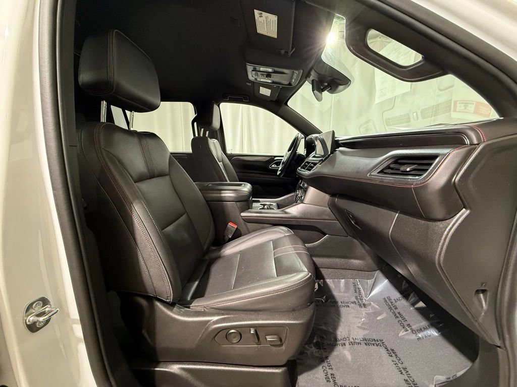 Used 2023 Chevrolet Suburban RST AWD/4WD image 21