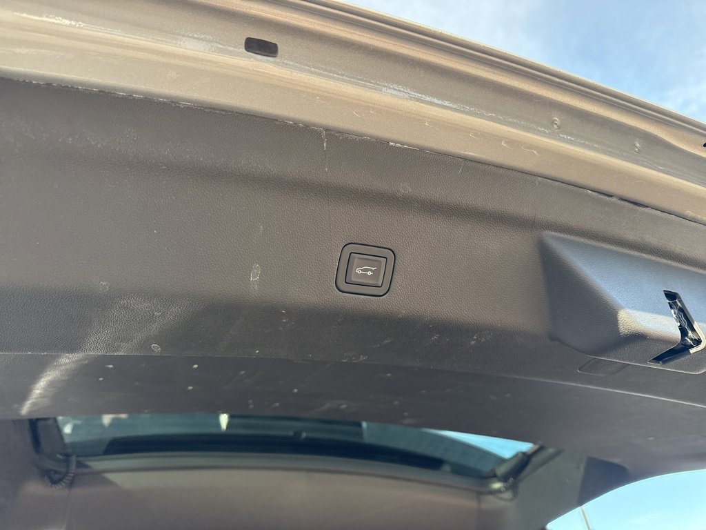 Used 2025 Chevrolet Tahoe RST w/ Comfort Package image 10