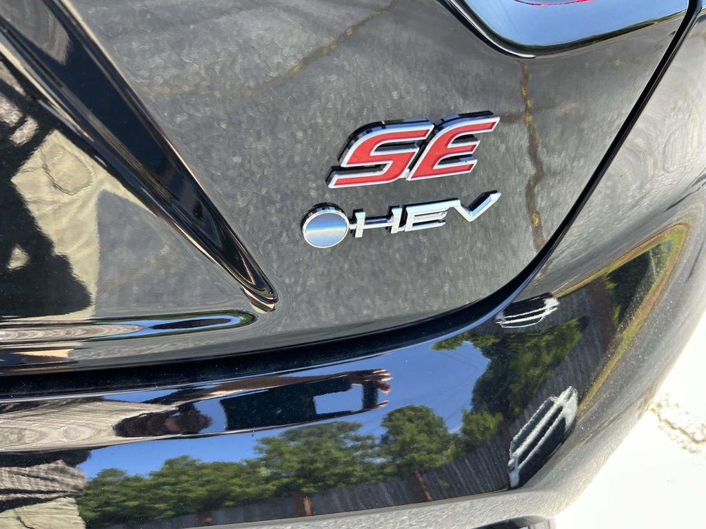 New 2026 Toyota Corolla SE w/ SE Premium Package FWD image 11