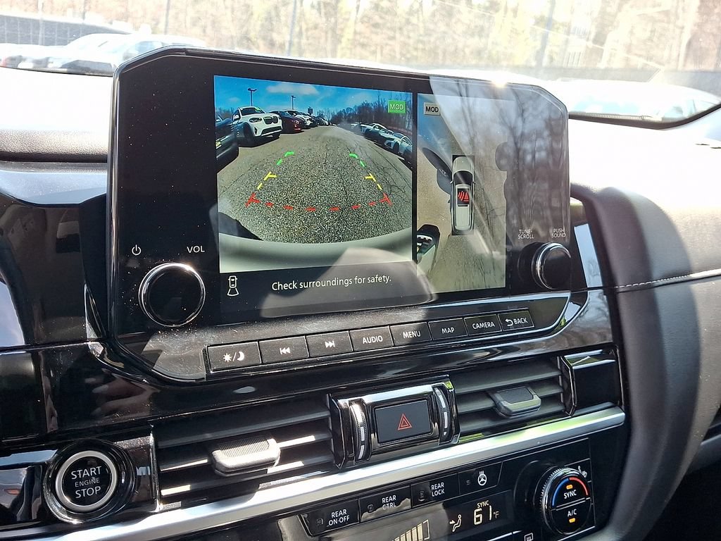 Used 2023 Nissan Pathfinder SL w/ Lighting Package (N92) AWD/4WD image 19