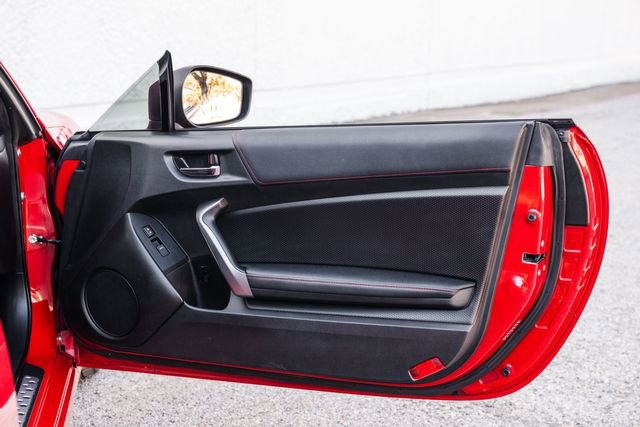 Used 2013 Scion FR-S image 64