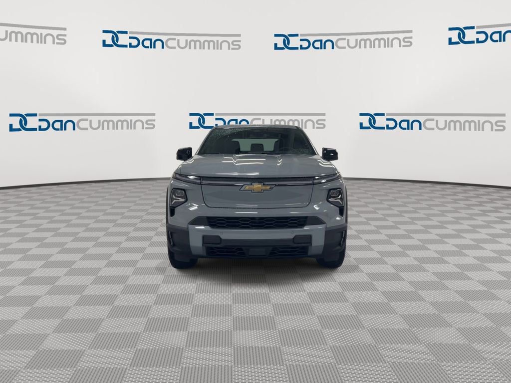 New 2026 Chevrolet Silverado EV LT AWD/4WD image 3