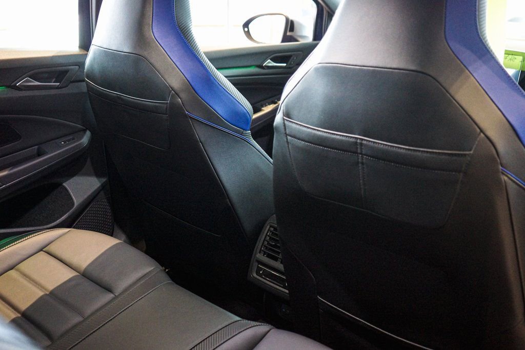 New 2024 Volkswagen Golf R image 27
