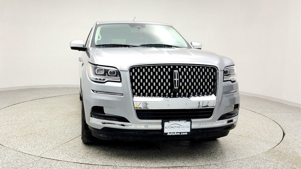 Used 2022 Lincoln Navigator L Black Label AWD/4WD image 2