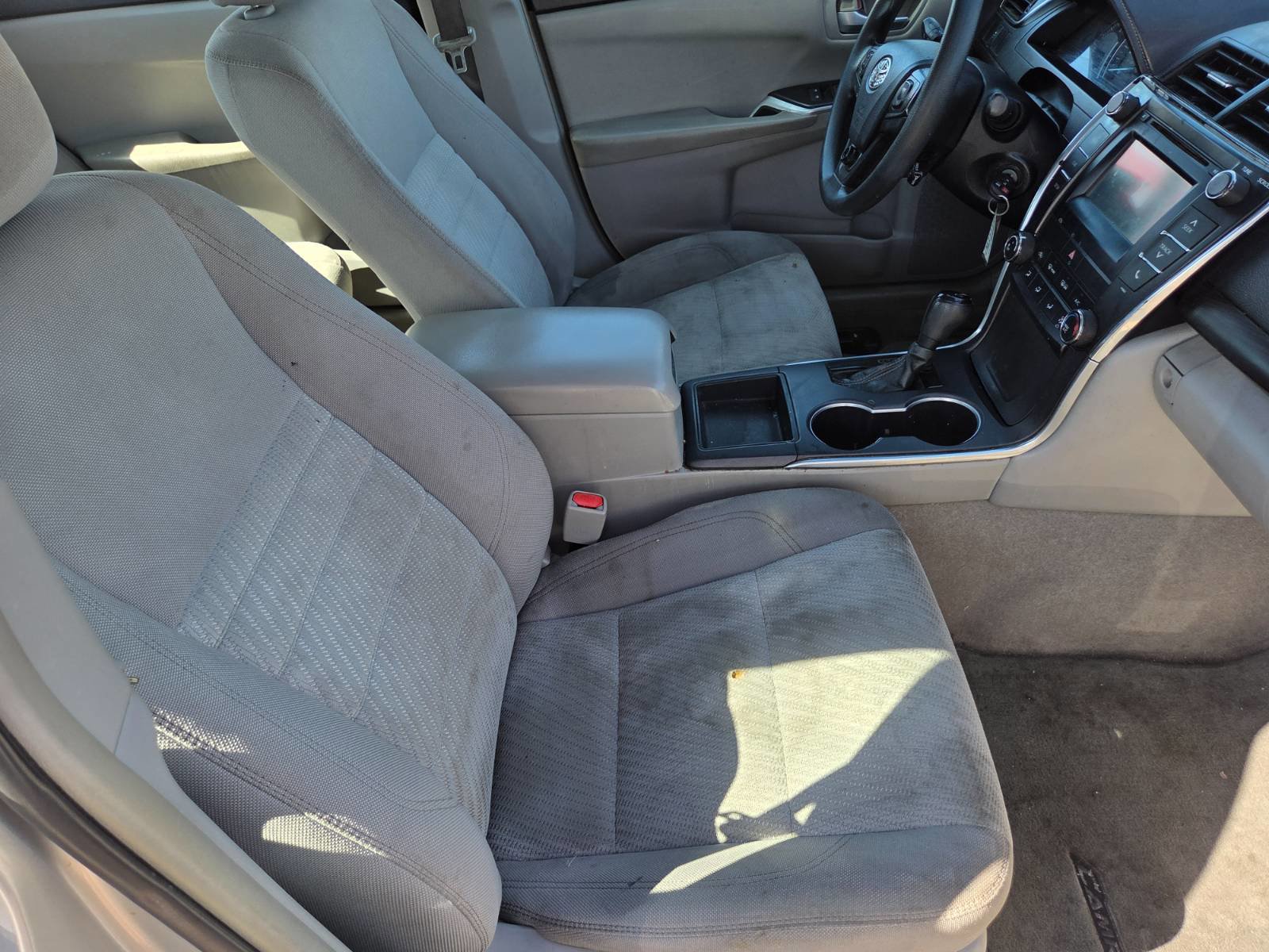 Used 2015 Toyota Camry XSE image 15