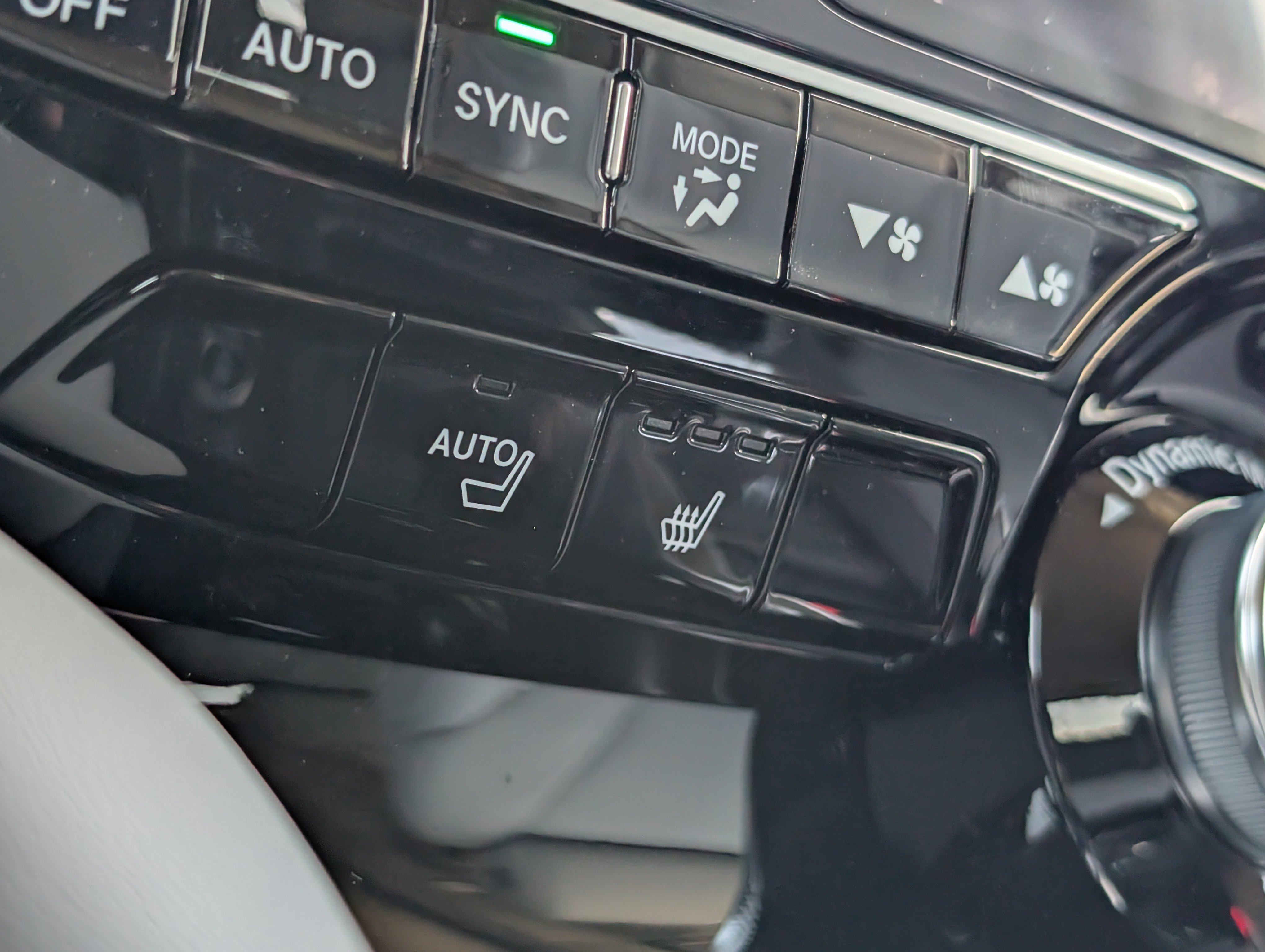 Certified 2025 Acura MDX FWD w/ Technology Package image 21