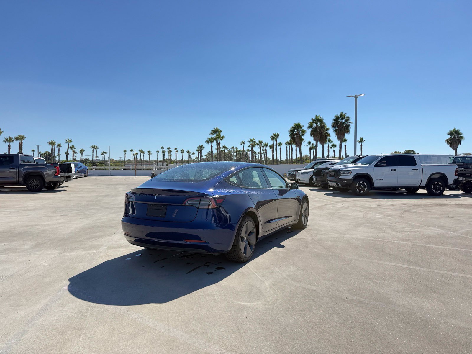Used 2023 Tesla Model 3 Standard Range RWD image 3