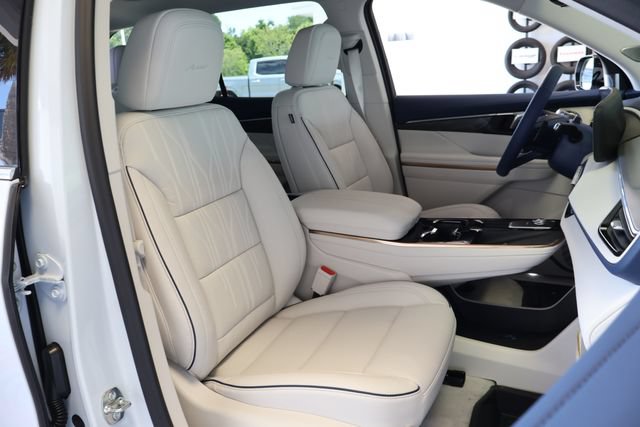 New 2026 Buick Enclave Avenir w/ Super Cruise Package AWD/4WD image 23