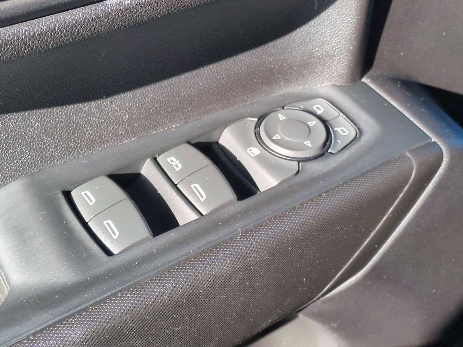 Used 2023 Chevrolet Silverado 1500 Custom image 23