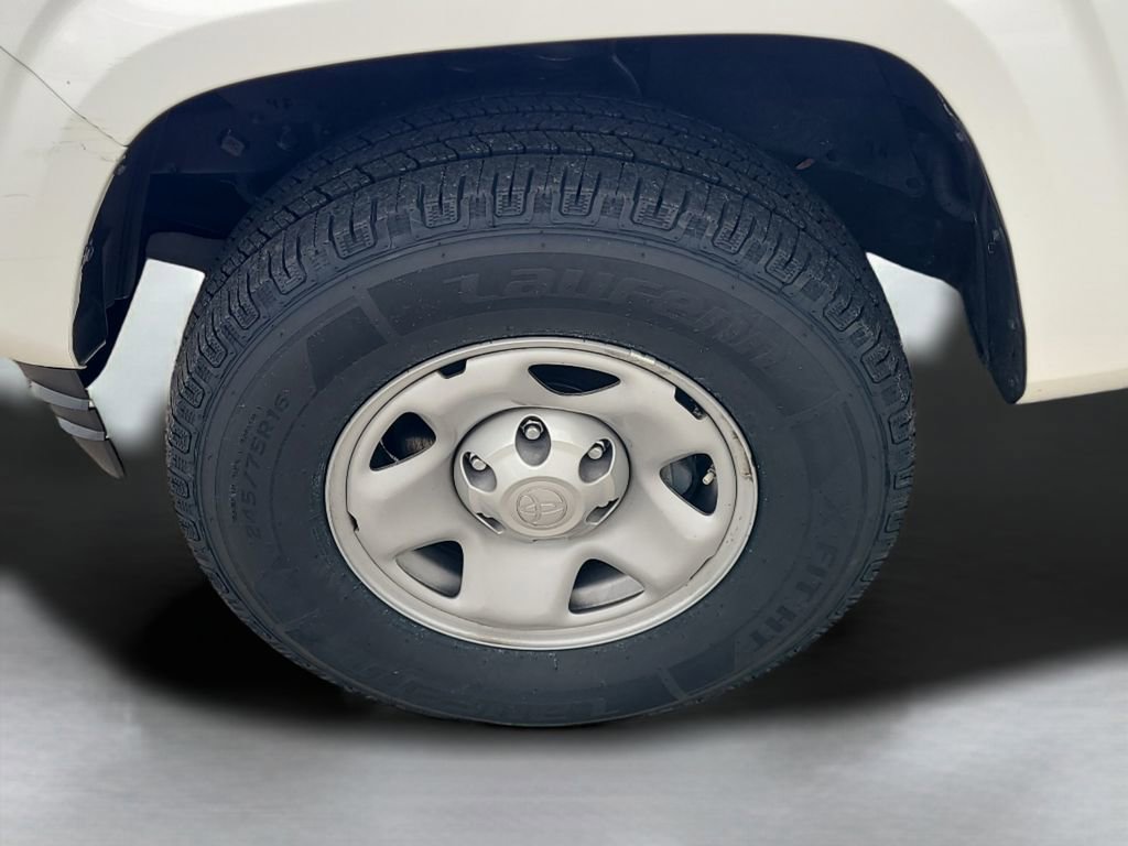 Used 2023 Toyota Tacoma SR w/ SR Convenience Package image 10