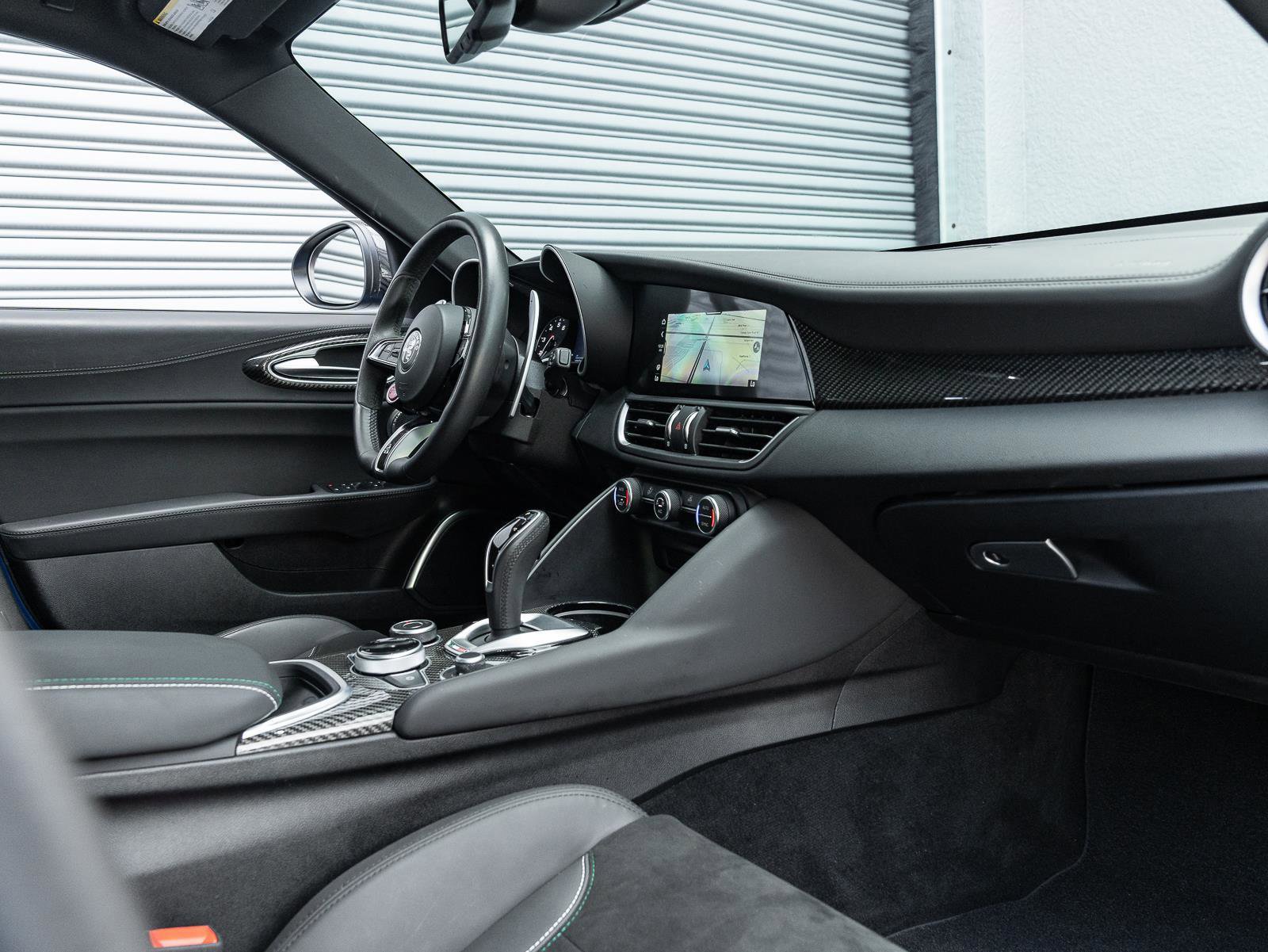 Used 2023 Alfa Romeo Giulia Quadrifoglio image 2