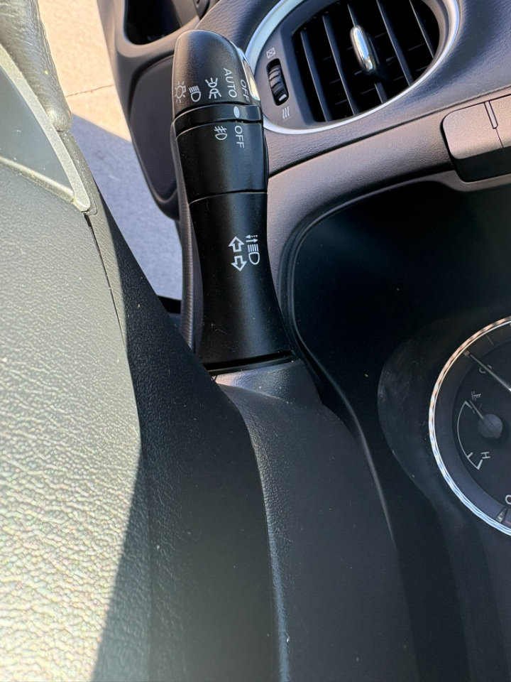 Used 2014 INFINITI QX60 FWD w/ Deluxe Touring Package image 21