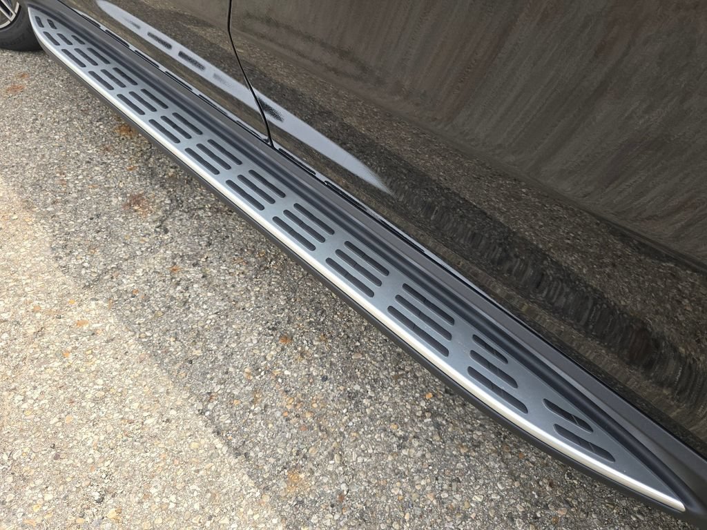New 2026 Mercedes-Benz GLS 450 4MATIC image 24