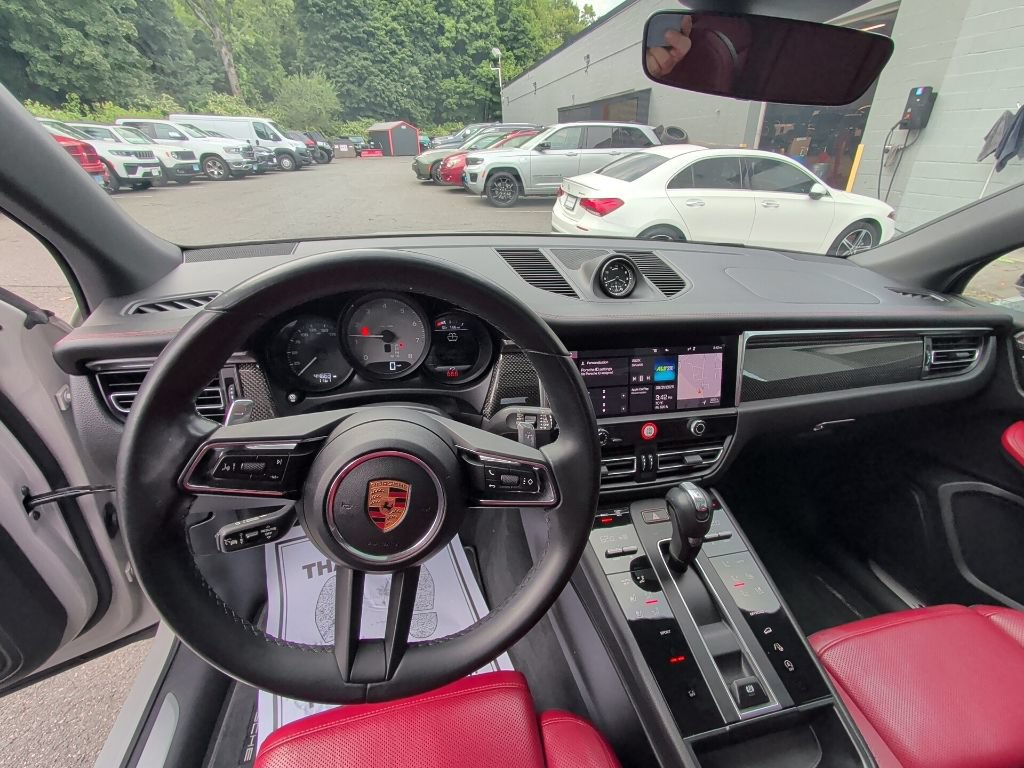 Used 2023 Porsche Macan S AWD/4WD image 11