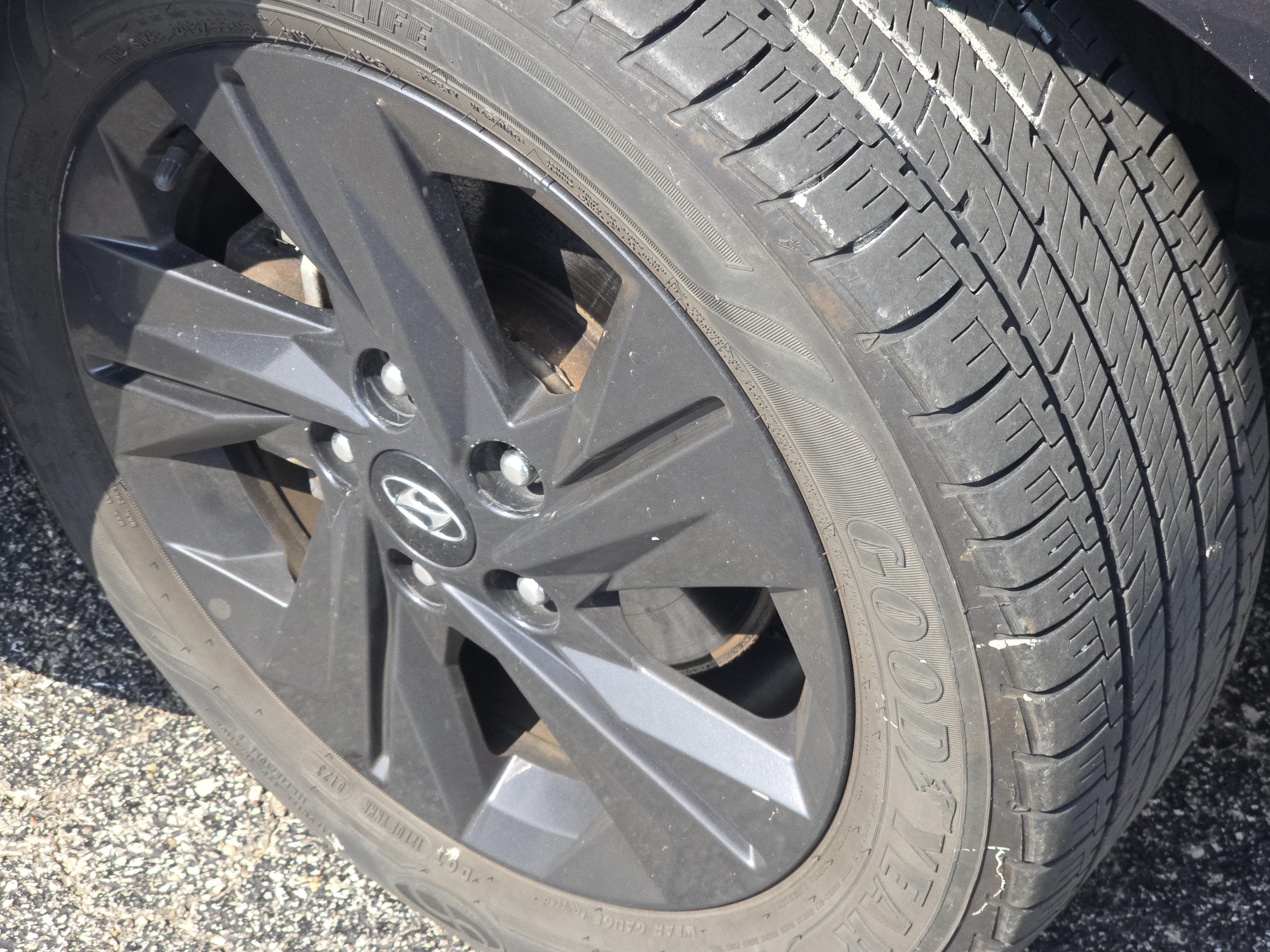 Used 2021 Hyundai Elantra SEL w/ Convenience Package FWD image 3
