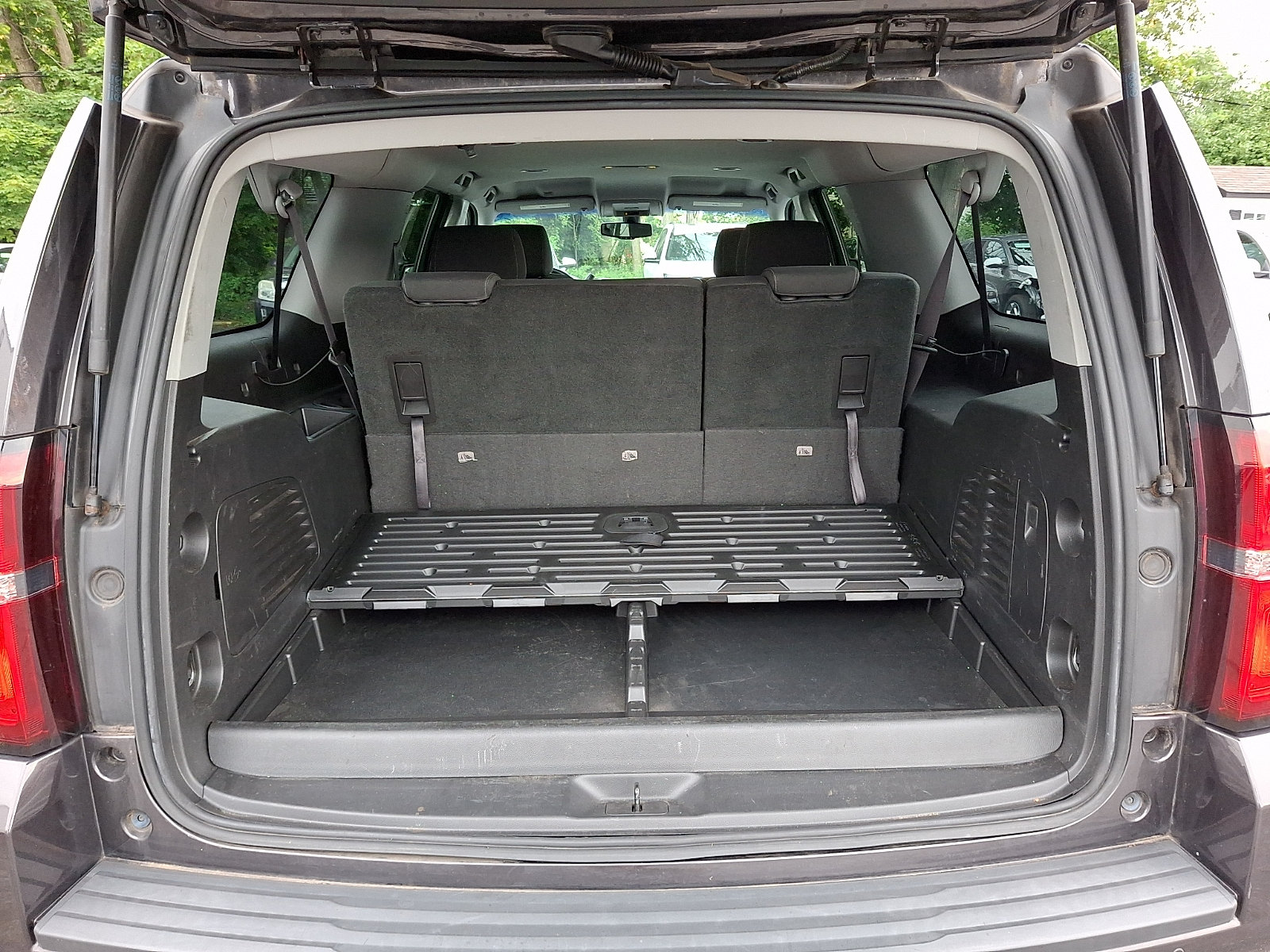 Certified 2015 Chevrolet Suburban LS w/ Max Trailering Package AWD/4WD image 29