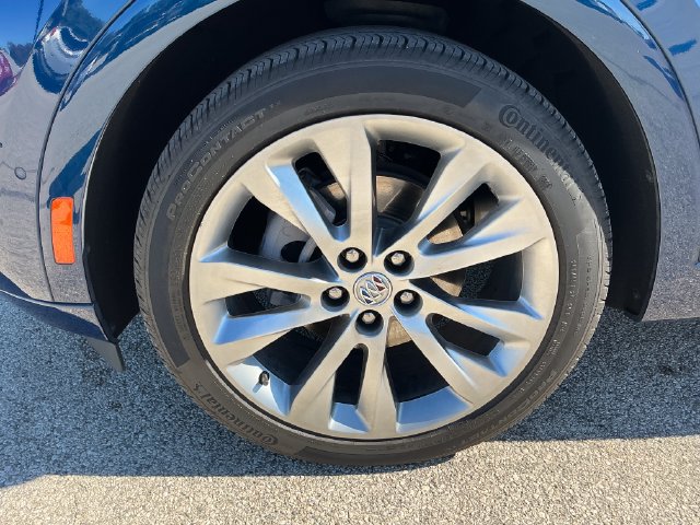 Used 2023 Buick Envision Avenir AWD/4WD image 26