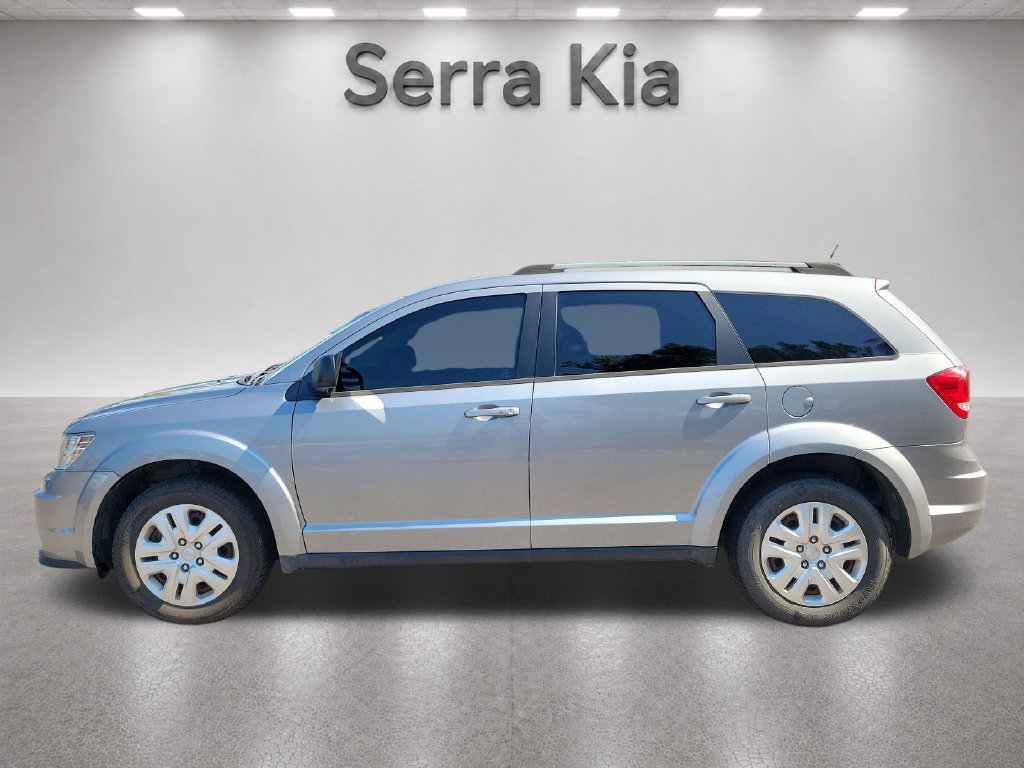 Used 2017 Dodge Journey SE w/ Comfort/Convenience Group AWD/4WD image 2