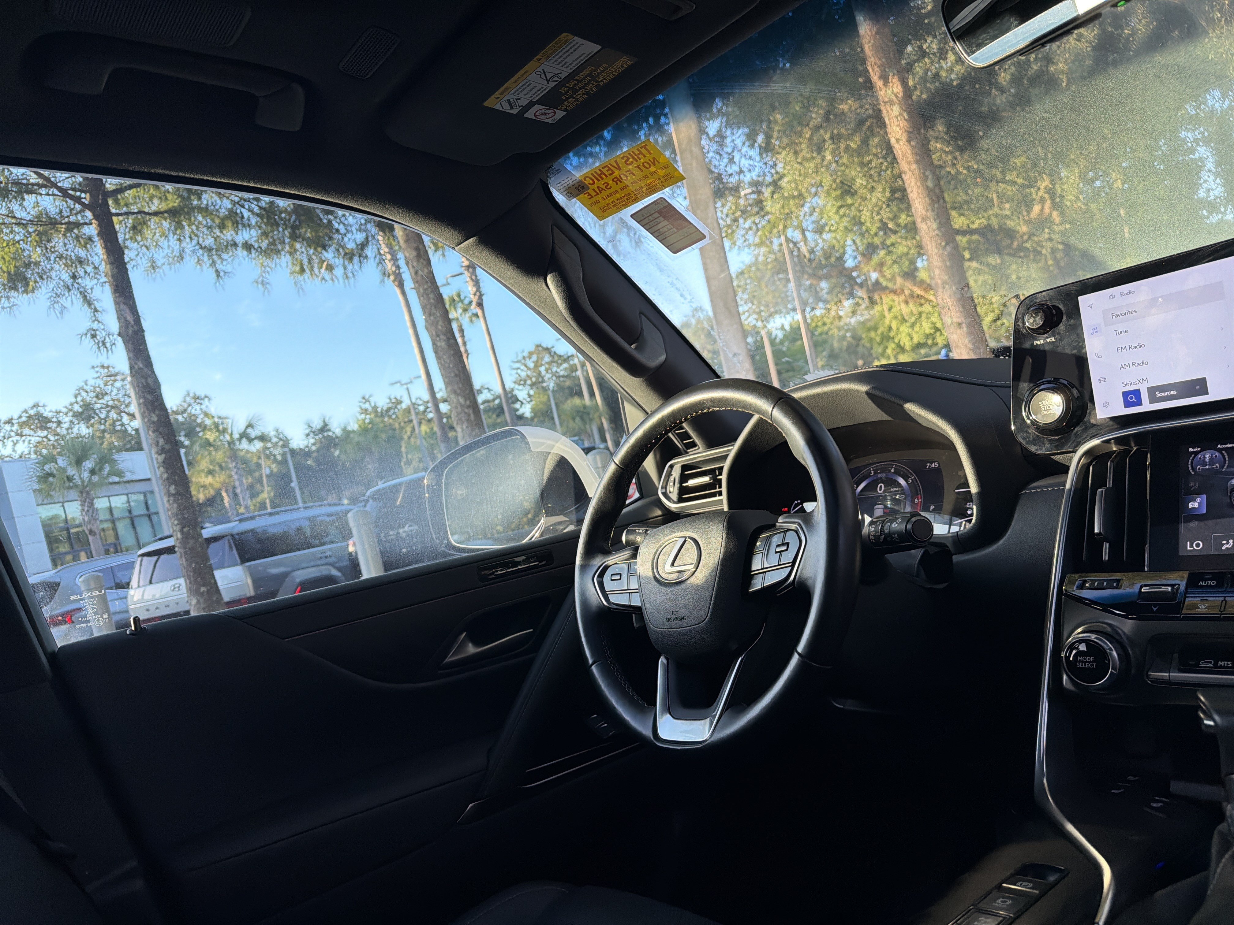 Used 2022 Lexus LX 600 4WD w/ Interior Upgrade Package image 46