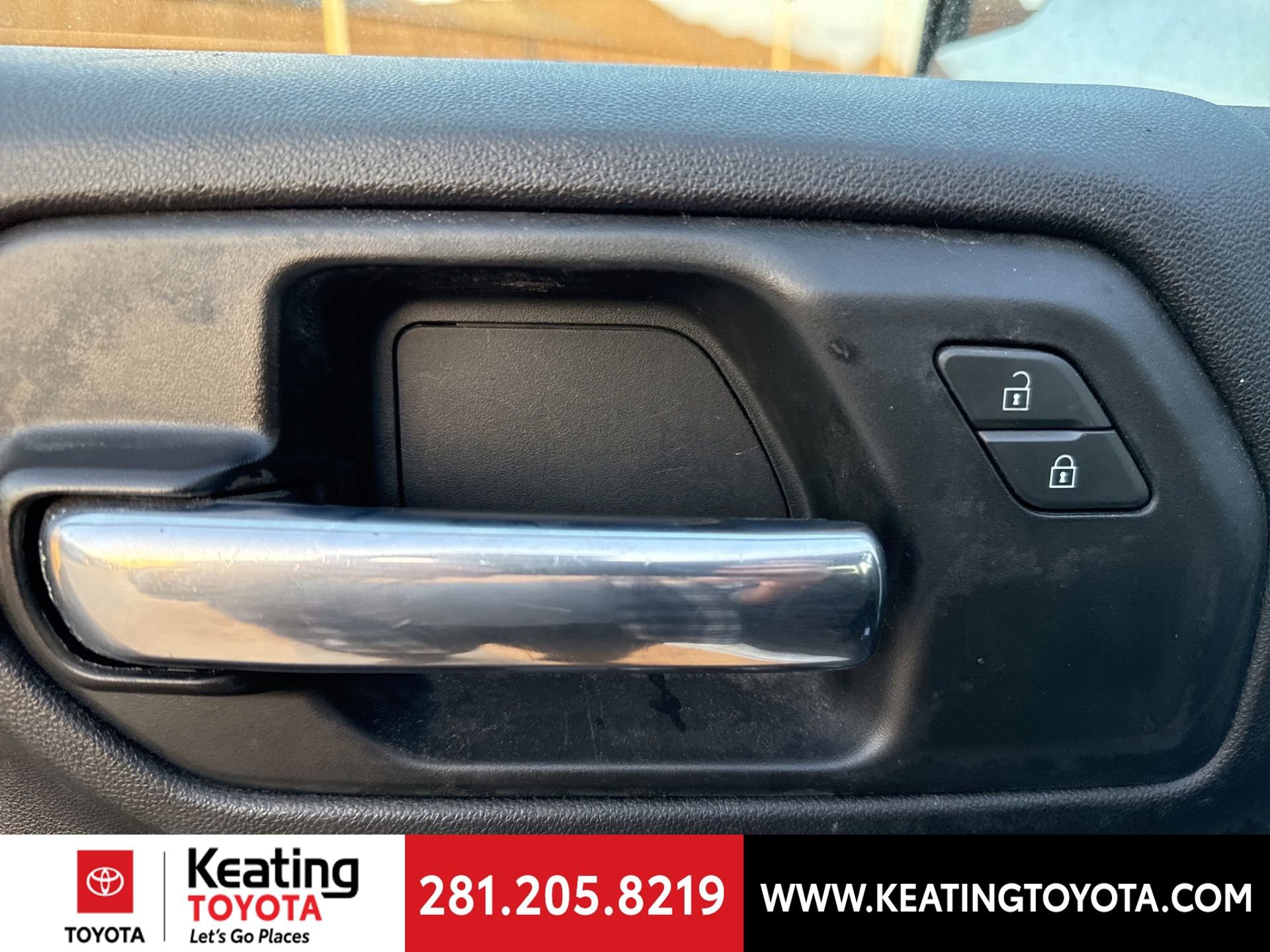 Used 2023 Chevrolet Silverado 1500 Custom image 12