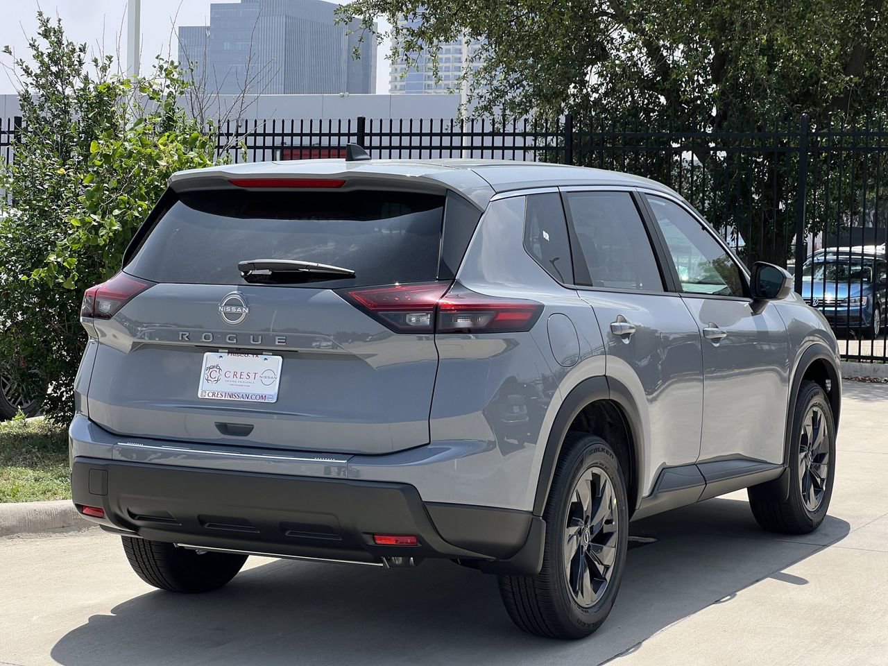 New 2026 Nissan Rogue SV FWD image 4